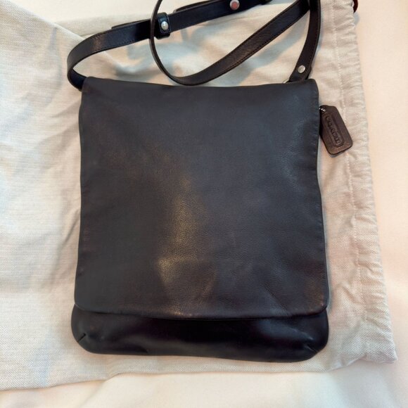 Vintage Coach Slim Large Messenger Crossbody Bag in Brown Leather - Picture 1 of 14